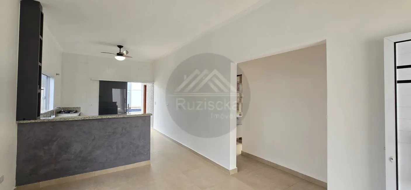 Foto 6 de Casa com 3 quartos à venda, 256m2 em Itanhaem - SP