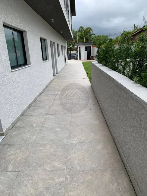 Foto 3 de Casa com 2 quartos à venda, 74m2 em Itanhaem - SP