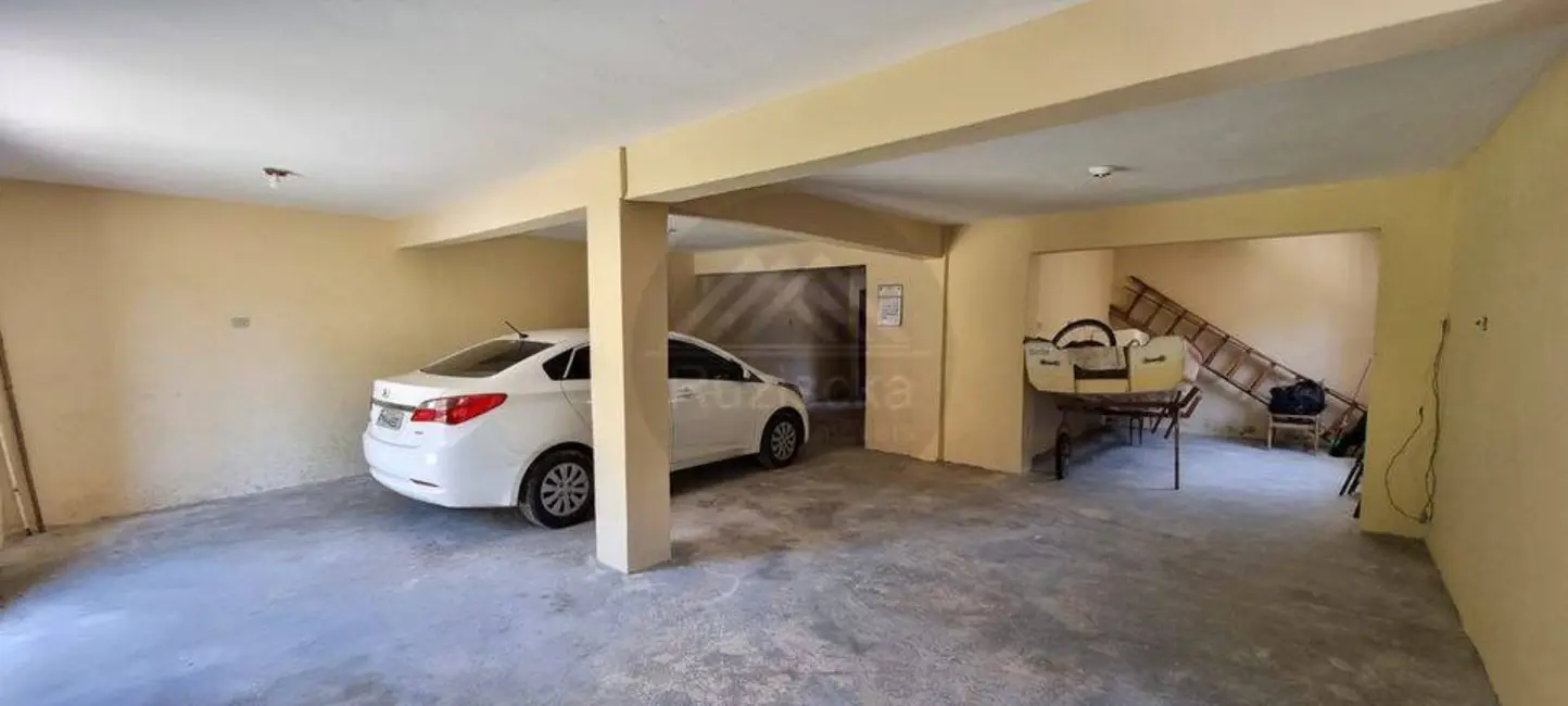 Casa com 2 quartos à venda, 300m2 em Itanhaem - SP - imagem 5 Foto 5 de Casa com 2 quartos à venda, 300m2 em Itanhaem - SP