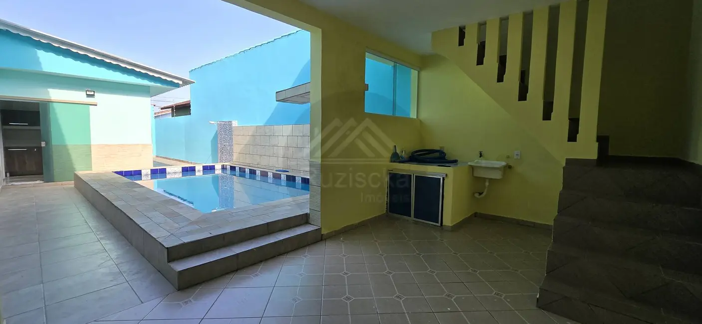 Foto 8 de Casa com 5 quartos à venda, 260m2 em Itanhaem - SP