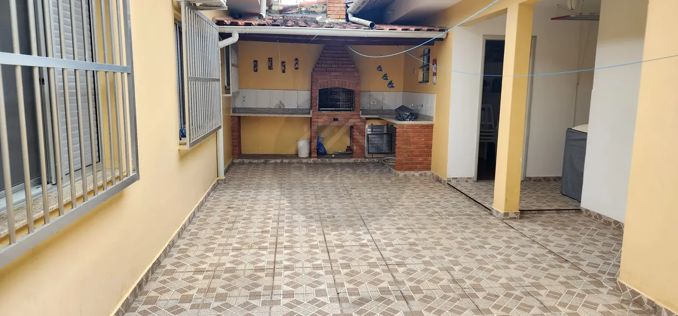 Foto 5 de Casa com 4 quartos à venda, 300m2 em Itanhaem - SP