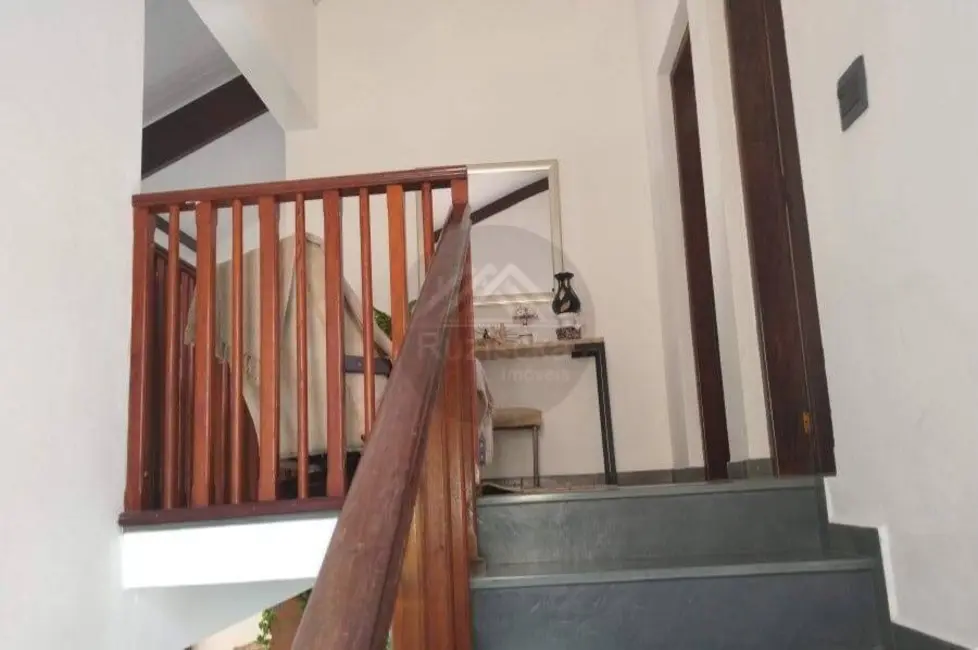 Foto 8 de Casa com 3 quartos à venda, 420m2 em Itanhaem - SP