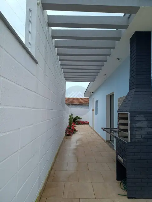 Foto 3 de Casa com 2 quartos à venda, 125m2 em Itanhaem - SP