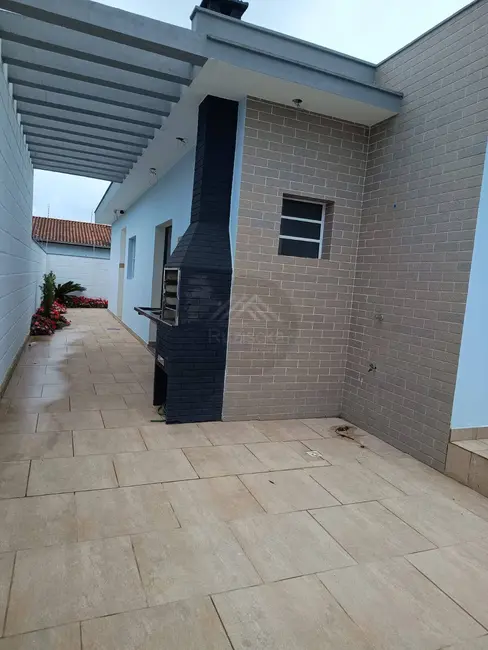Foto 4 de Casa com 2 quartos à venda, 125m2 em Itanhaem - SP