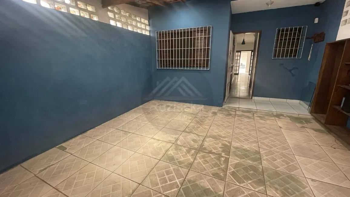 Foto 2 de Casa com 2 quartos à venda, 170m2 em Itanhaem - SP