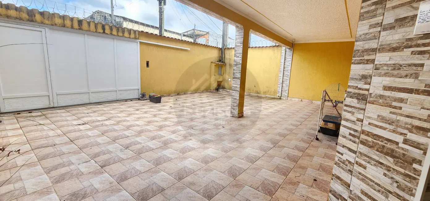 Foto 5 de Casa com 4 quartos à venda, 253m2 em Itanhaem - SP