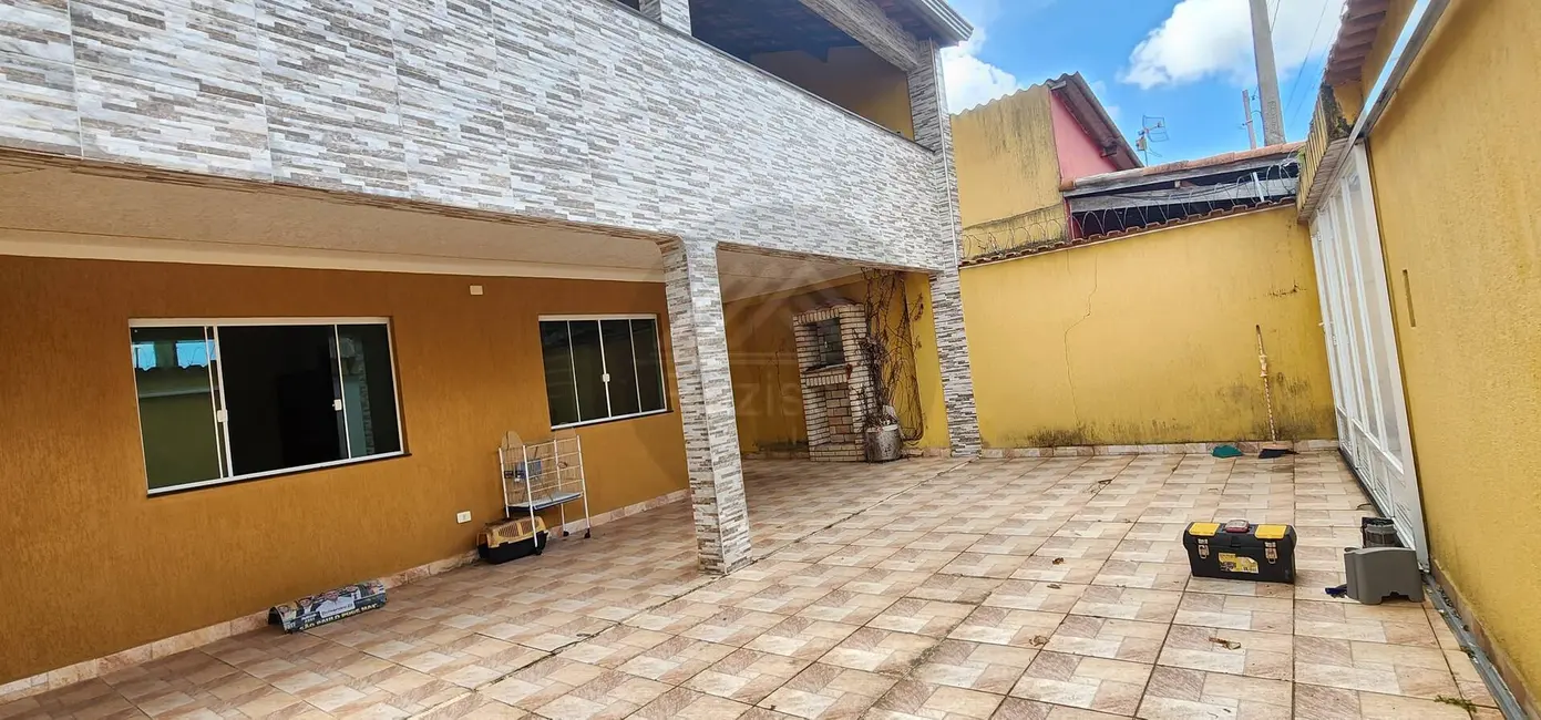 Foto 7 de Casa com 4 quartos à venda, 253m2 em Itanhaem - SP