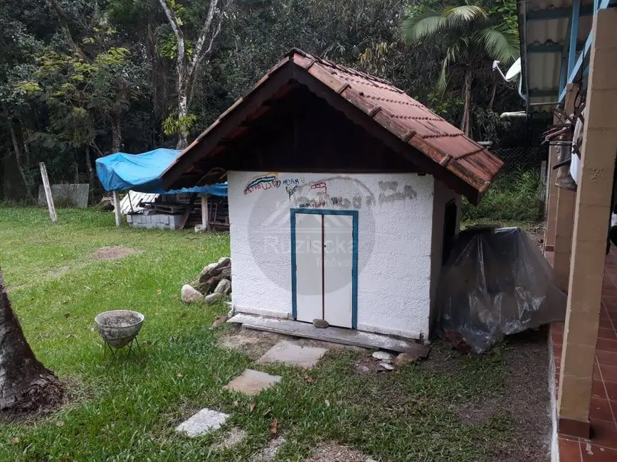 Chácara com 3 quartos à venda, 2400m2 em Itanhaem - SP - imagem 9 Foto 9 de Chácara com 3 quartos à venda, 2400m2 em Itanhaem - SP