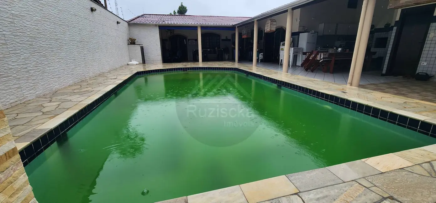 Foto 7 de Casa com 2 quartos à venda, 325m2 em Itanhaem - SP