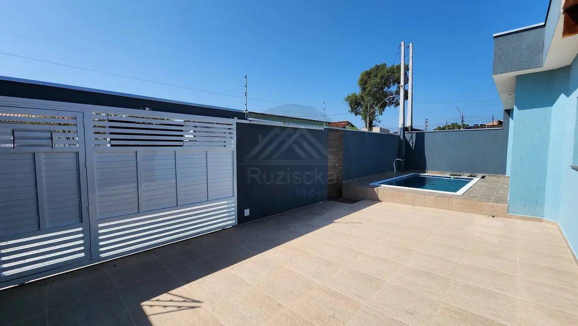 Casa com 2 quartos à venda, 154m2 em Itanhaem - SP - imagem 5 Foto 5 de Casa com 2 quartos à venda, 154m2 em Itanhaem - SP