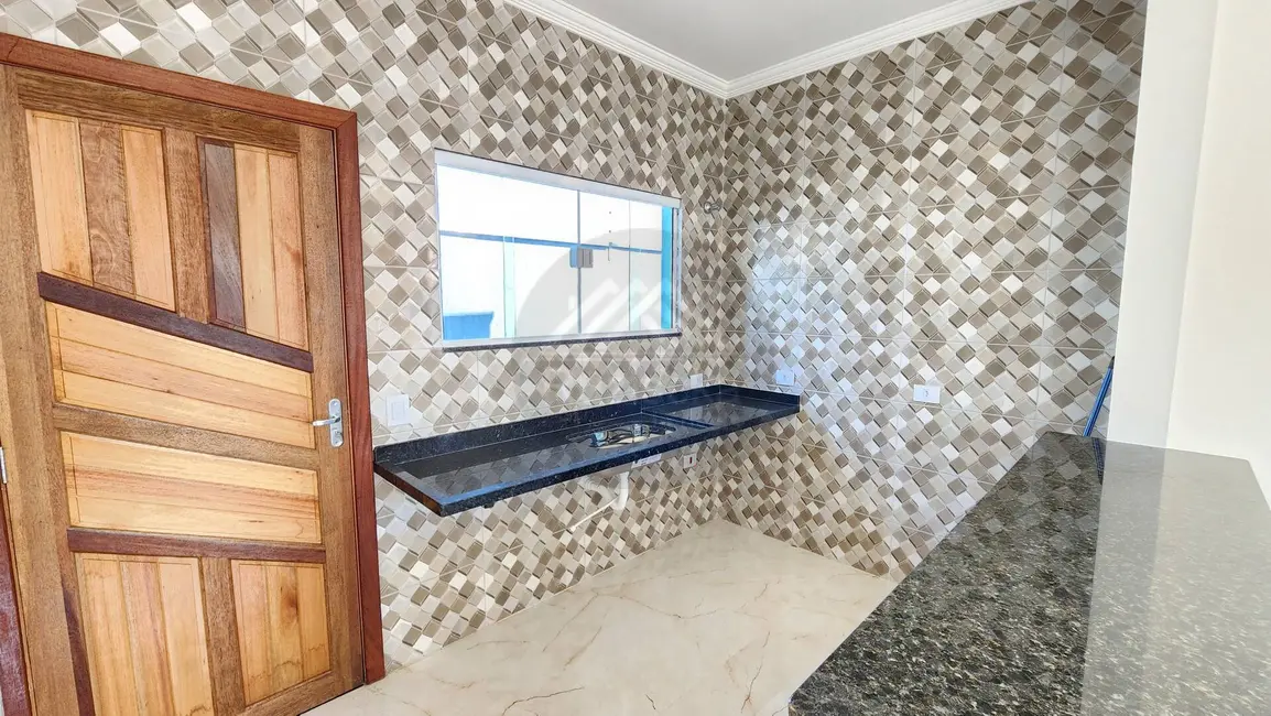 Casa com 2 quartos à venda, 154m2 em Itanhaem - SP - imagem 9 Foto 9 de Casa com 2 quartos à venda, 154m2 em Itanhaem - SP