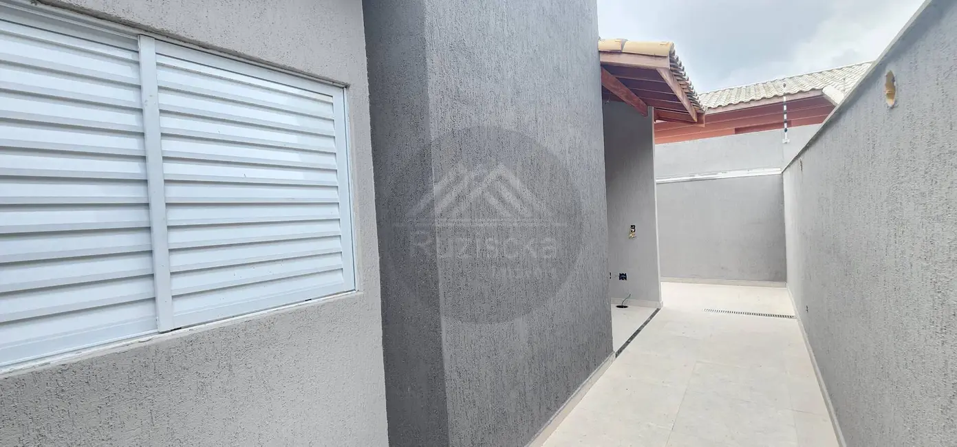 Foto 8 de Casa de Condomínio com 2 quartos à venda, 67m2 em Itanhaem - SP