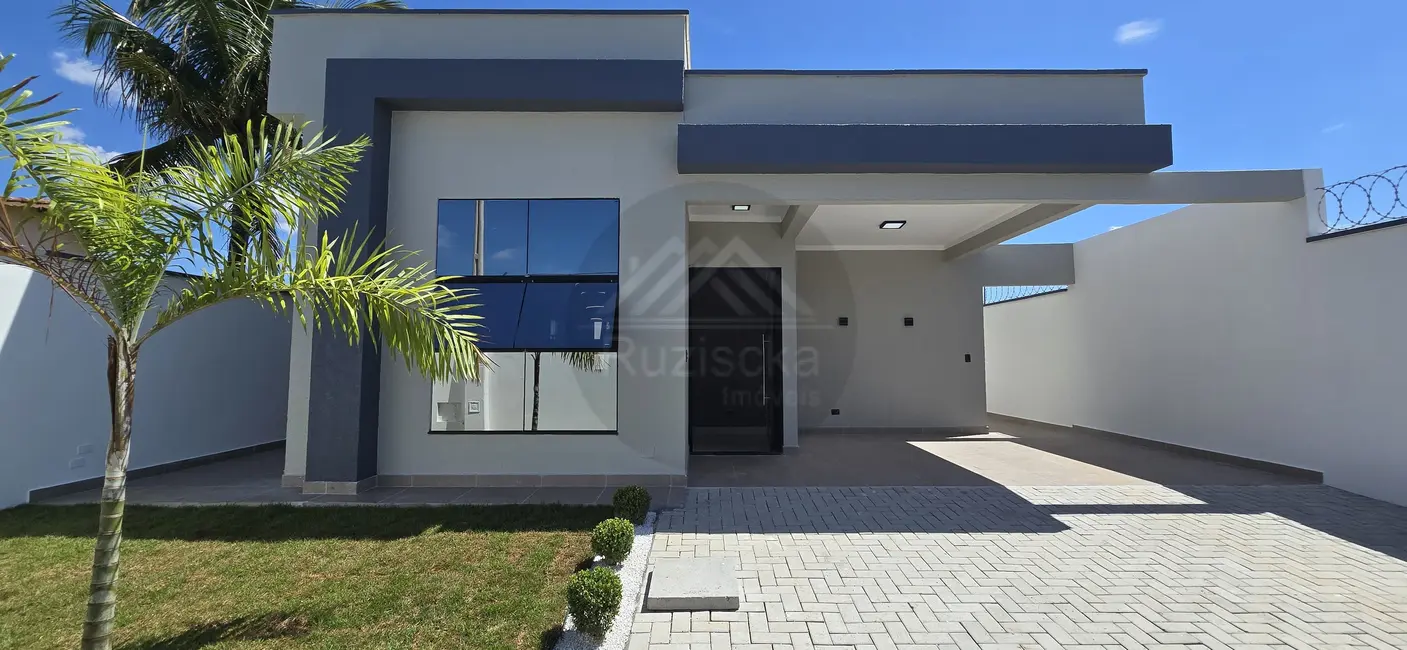 Foto 1 de Casa com 3 quartos à venda, 420m2 em Itanhaem - SP