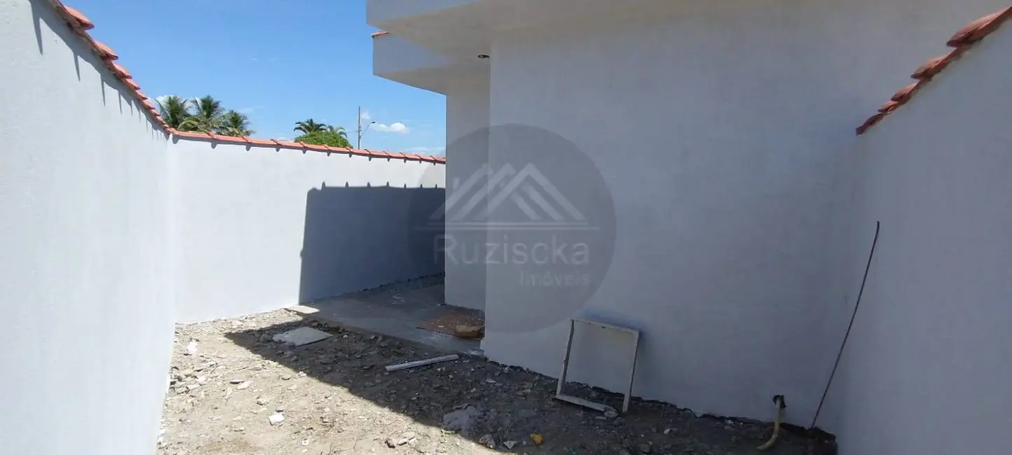 Foto 3 de Casa com 2 quartos à venda, 181m2 em Itanhaem - SP