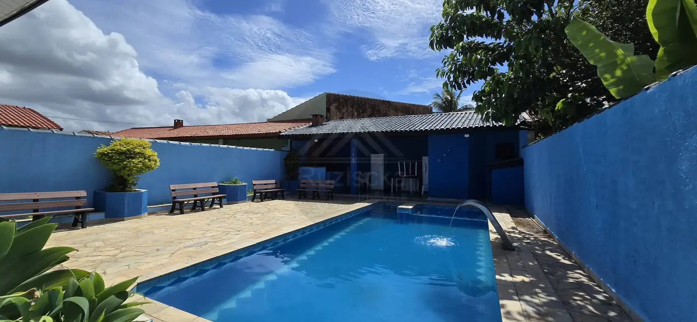 Foto 2 de Casa com 5 quartos à venda em Itanhaem - SP