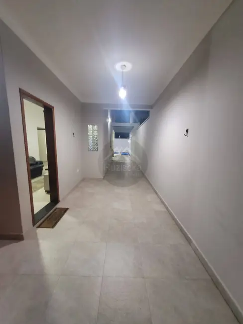 Foto 4 de Casa com 2 quartos à venda, 345m2 em Itanhaem - SP