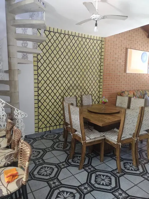 Foto 6 de Casa com 4 quartos à venda, 292m2 em Itanhaem - SP