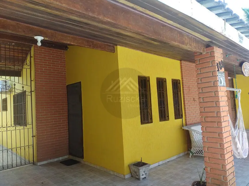 Foto 5 de Casa com 4 quartos à venda, 292m2 em Itanhaem - SP