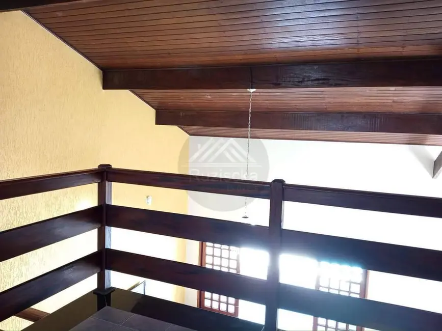 Foto 5 de Casa com 5 quartos à venda, 370m2 em Itanhaem - SP