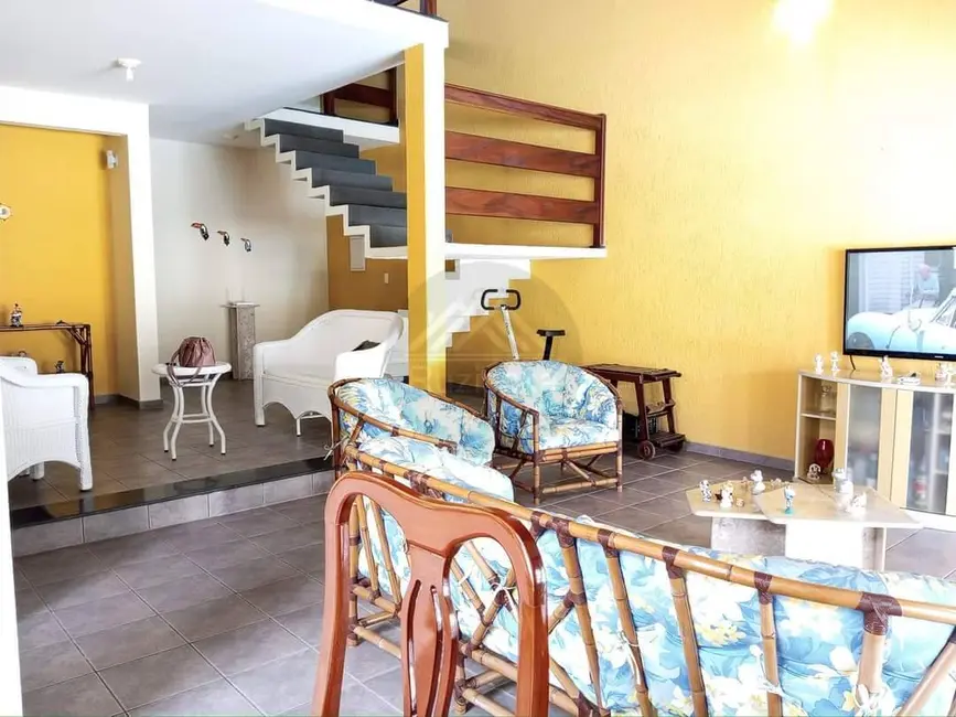 Foto 9 de Casa com 5 quartos à venda, 370m2 em Itanhaem - SP