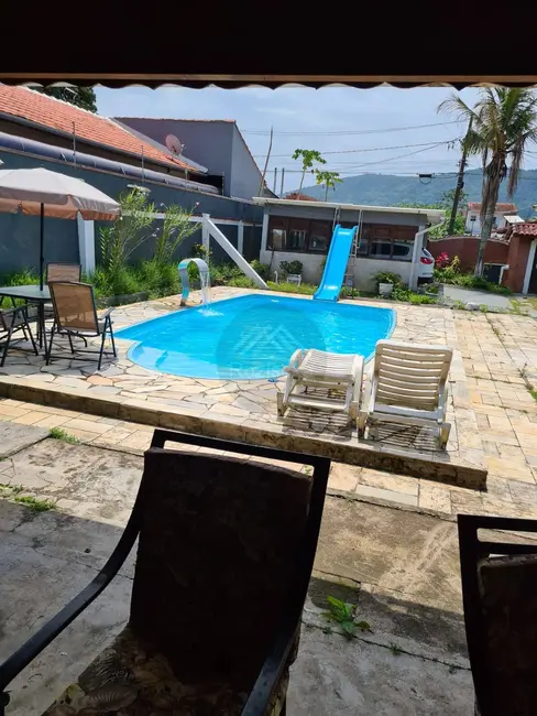 Foto 3 de Casa com 4 quartos à venda, 900m2 em Itanhaem - SP