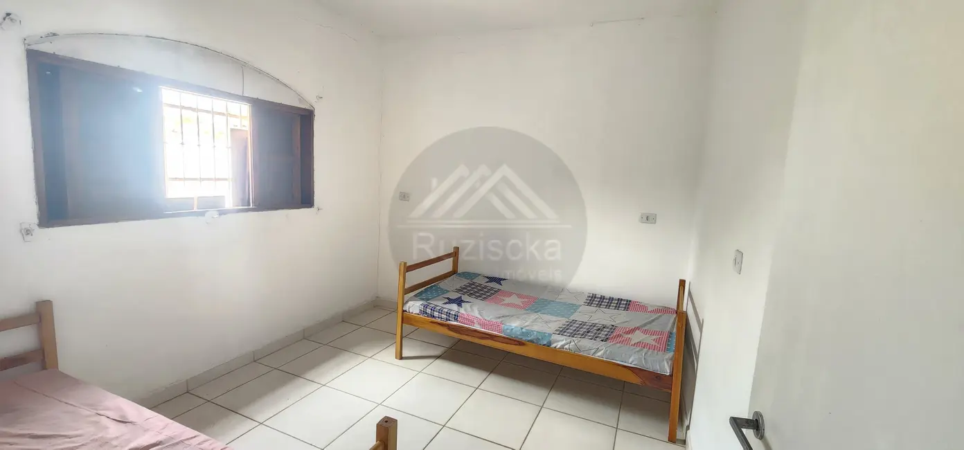 Casa com 3 quartos à venda, 272m2 em Itanhaem - SP - imagem 6 Foto 6 de Casa com 3 quartos à venda, 272m2 em Itanhaem - SP