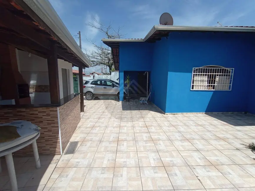 Foto 1 de Casa com 3 quartos à venda, 272m2 em Itanhaem - SP