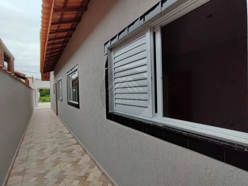 Foto 4 de Casa com 2 quartos à venda, 125m2 em Itanhaem - SP