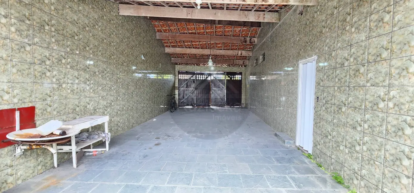 Sala Comercial à venda em Itanhaem - SP - imagem 5 Foto 5 de Sala Comercial à venda em Itanhaem - SP
