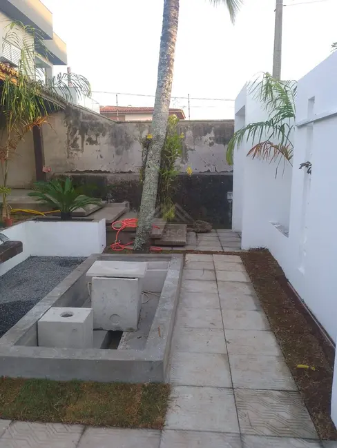 Foto 9 de Casa com 2 quartos à venda, 309m2 em Itanhaem - SP