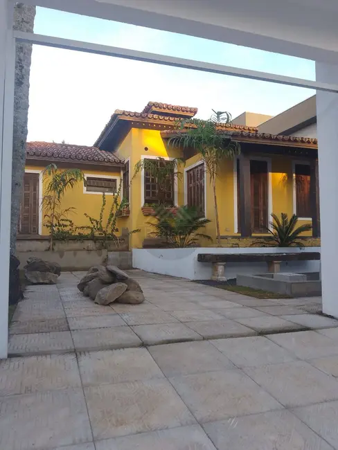 Foto 4 de Casa com 2 quartos à venda, 309m2 em Itanhaem - SP