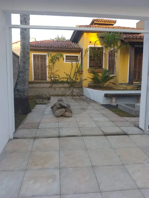 Foto 3 de Casa com 2 quartos à venda, 309m2 em Itanhaem - SP