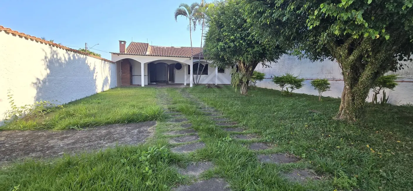 Foto 1 de Casa com 2 quartos à venda, 330m2 em Itanhaem - SP