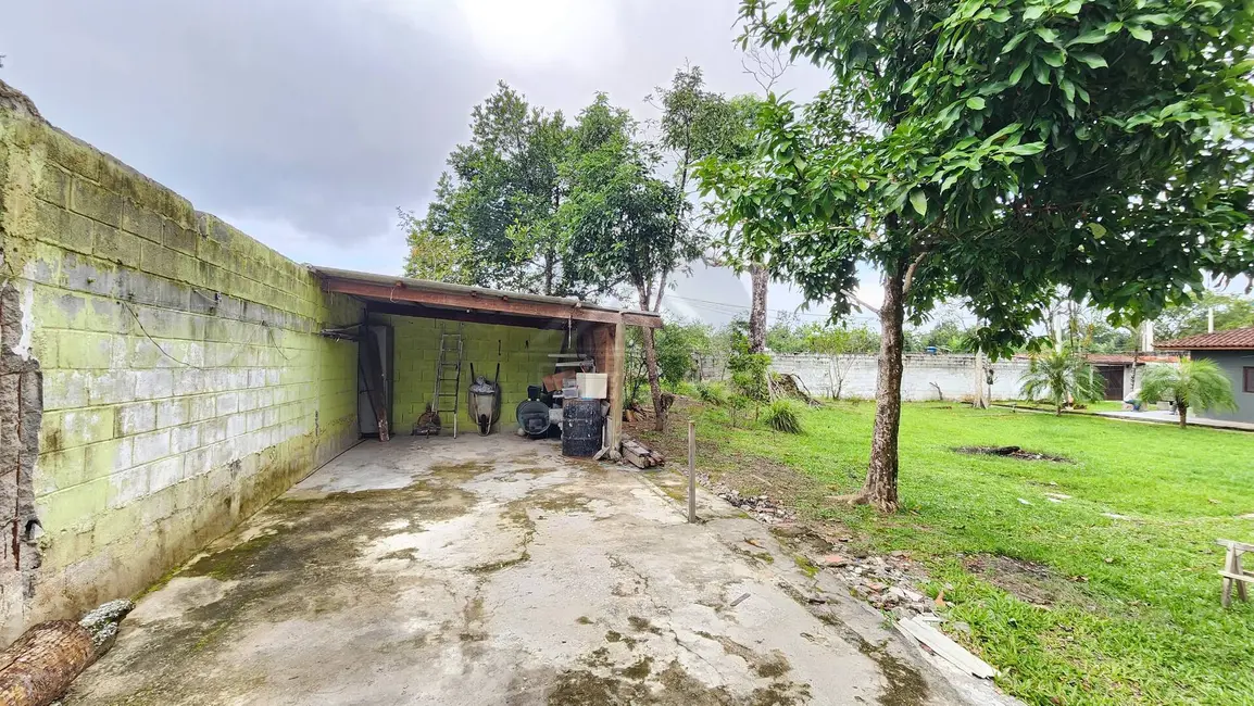 Chácara com 3 quartos à venda, 955m2 em Itanhaem - SP - imagem 6 Foto 6 de Chácara com 3 quartos à venda, 955m2 em Itanhaem - SP
