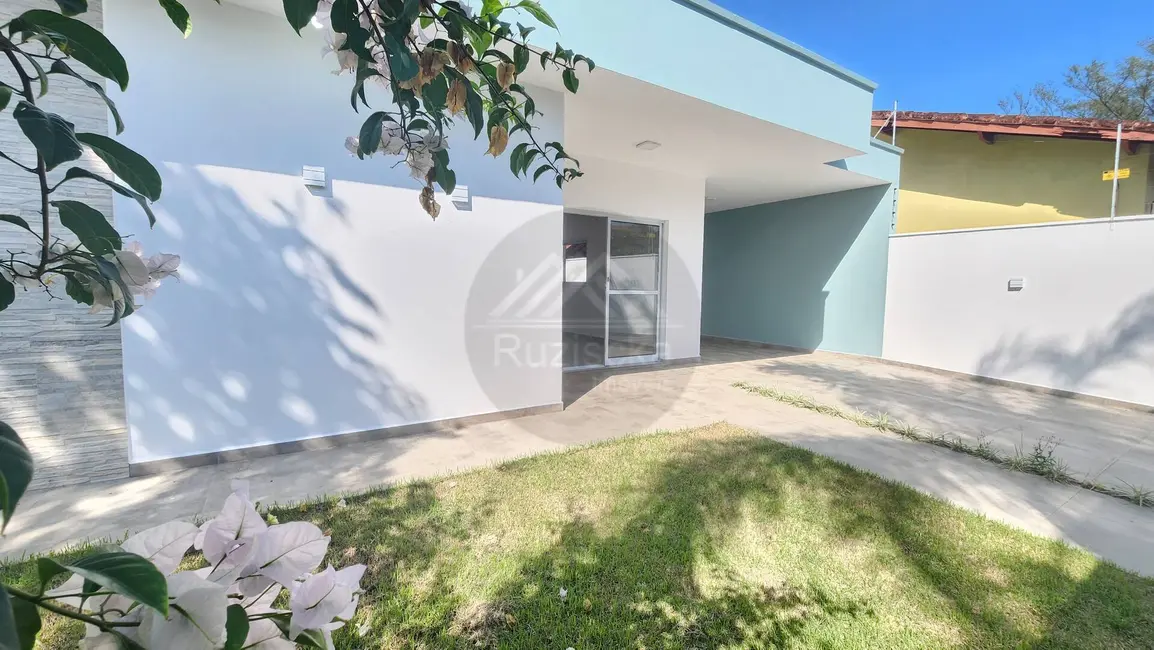 Foto 4 de Casa com 3 quartos à venda, 306m2 em Itanhaem - SP