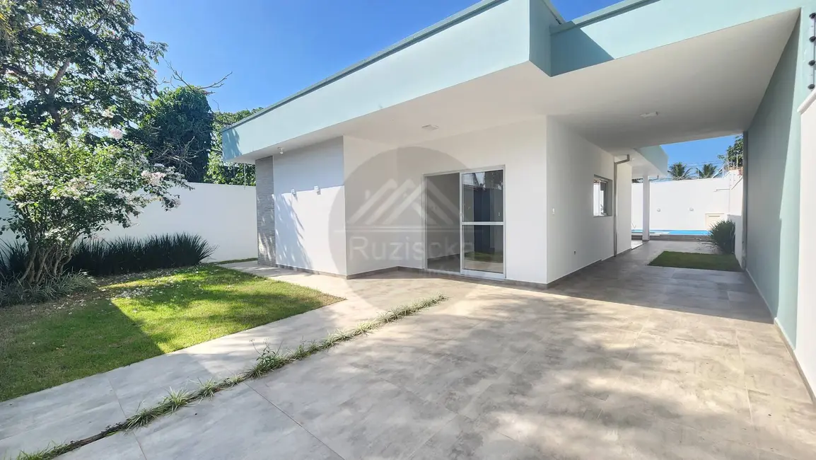 Foto 1 de Casa com 3 quartos à venda, 306m2 em Itanhaem - SP