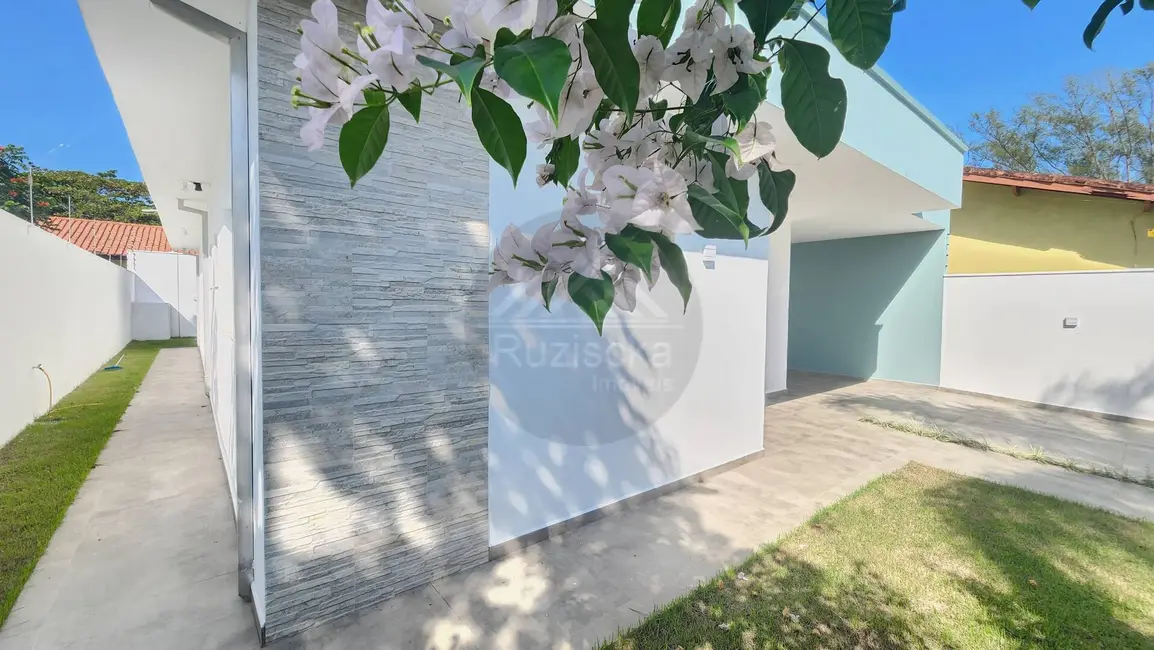 Foto 8 de Casa com 3 quartos à venda, 306m2 em Itanhaem - SP