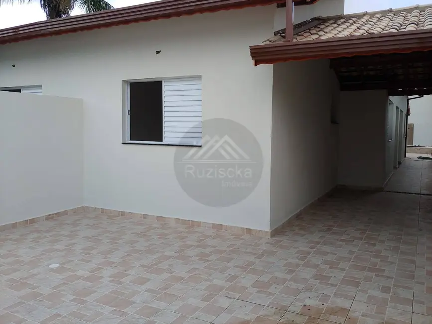 Foto 6 de Casa com 2 quartos à venda, 180m2 em Itanhaem - SP