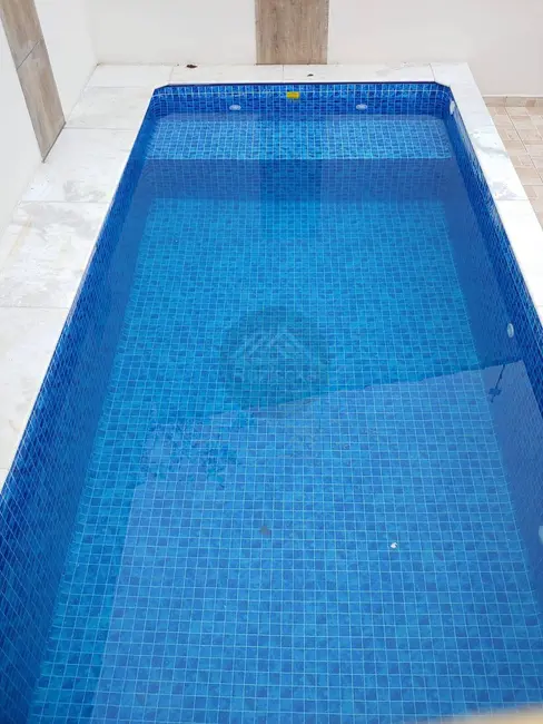 Foto 2 de Casa com 2 quartos à venda, 180m2 em Itanhaem - SP