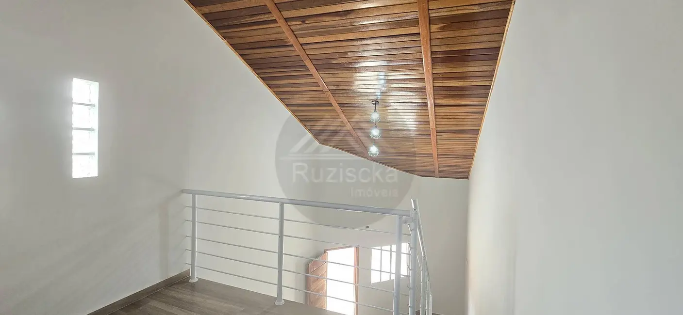 Foto 9 de Casa com 2 quartos à venda, 150m2 em Itanhaem - SP