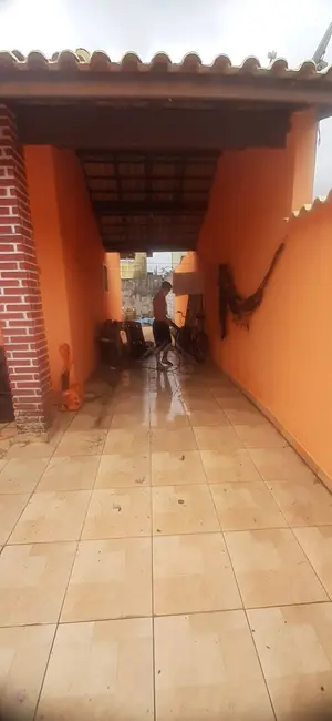 Foto 4 de Casa com 2 quartos à venda, 250m2 em Itanhaem - SP
