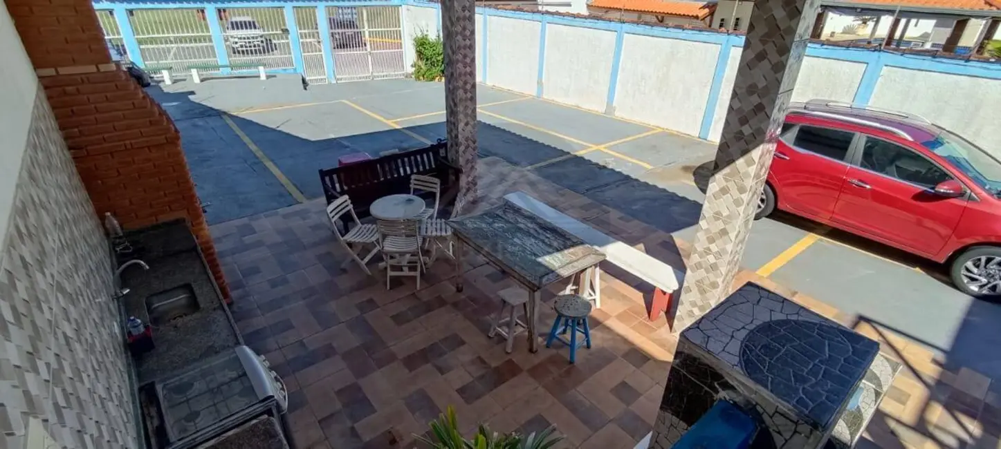 Pousada com 5 quartos à venda, 315m2 em Itanhaem - SP - imagem 4 Foto 4 de Pousada com 5 quartos à venda, 315m2 em Itanhaem - SP