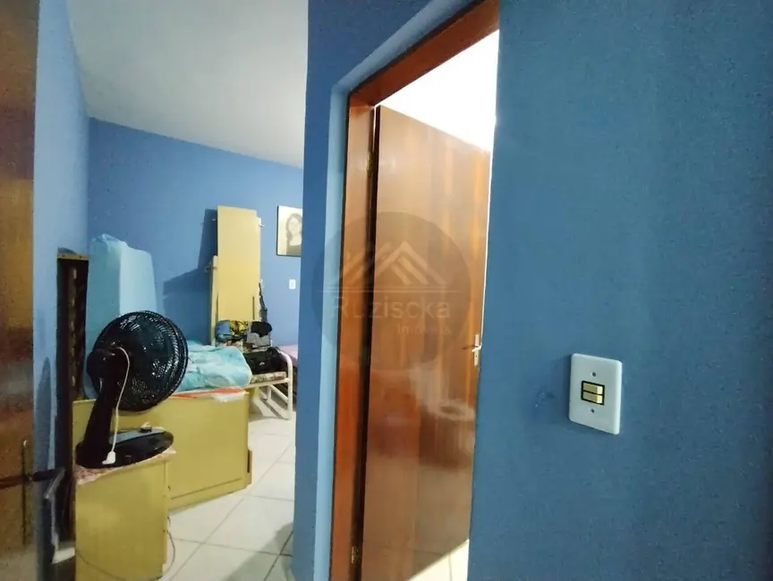 Foto 7 de Casa com 2 quartos à venda, 143m2 em Itanhaem - SP