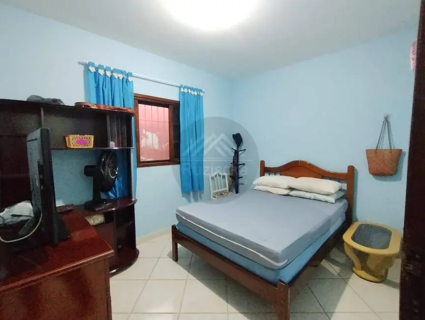 Foto 8 de Casa com 2 quartos à venda, 143m2 em Itanhaem - SP