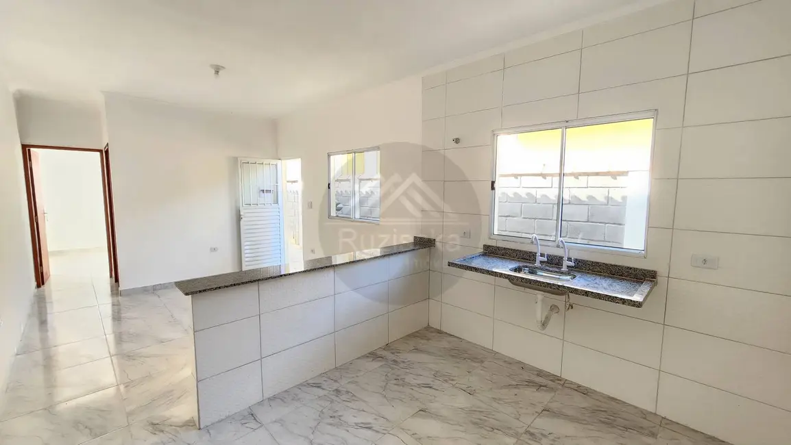 Foto 6 de Casa com 2 quartos à venda, 125m2 em Itanhaem - SP