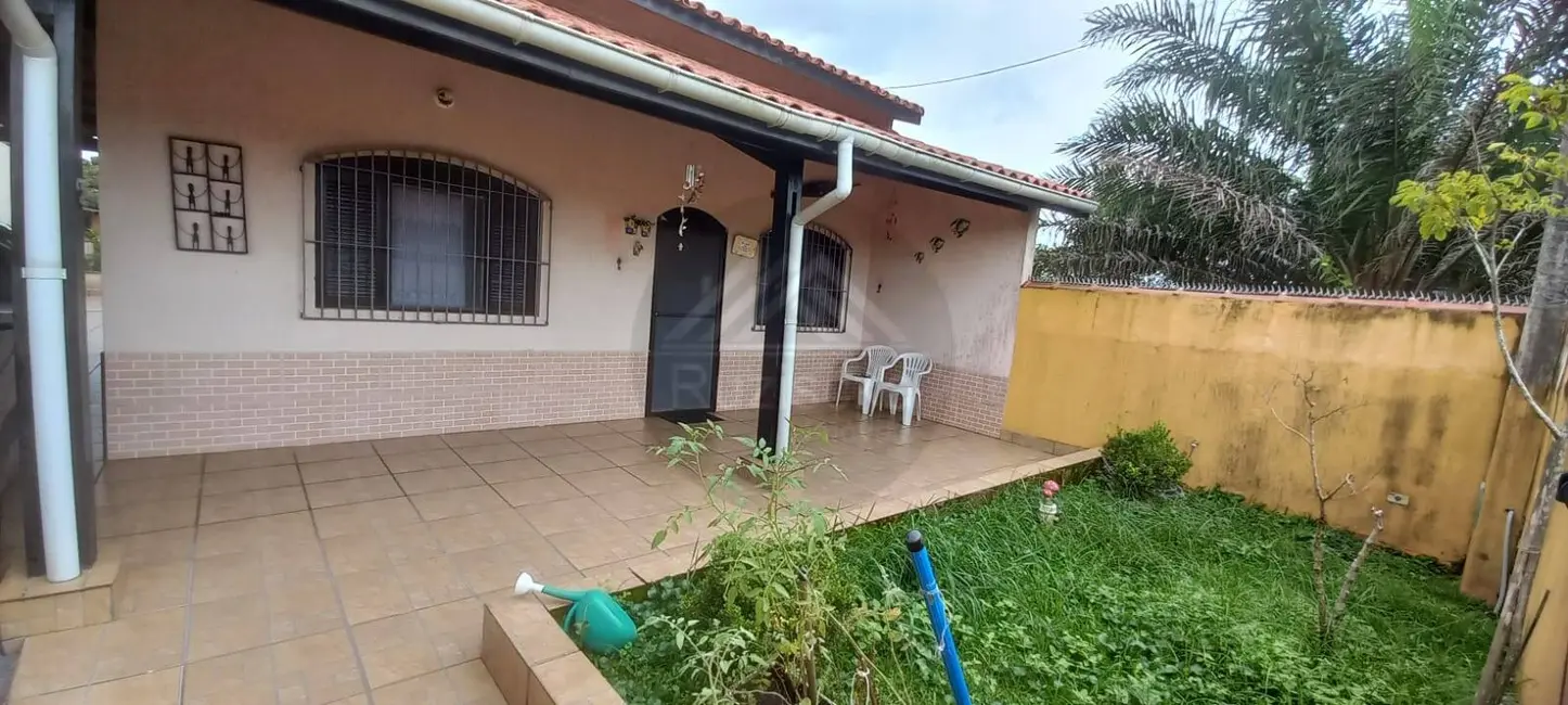 Foto 1 de Casa com 2 quartos à venda, 300m2 em Itanhaem - SP