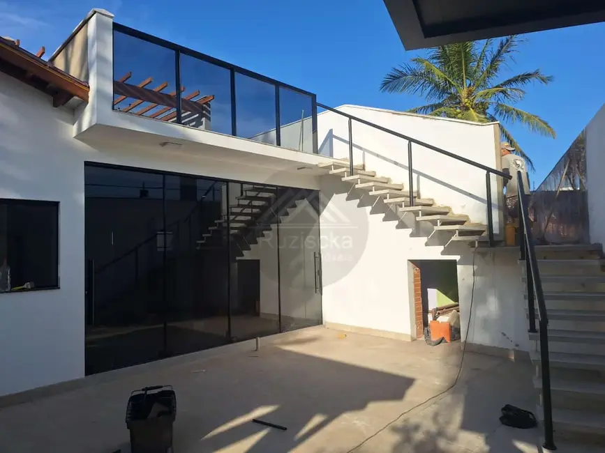 Foto 4 de Casa com 3 quartos à venda, 350m2 em Itanhaem - SP