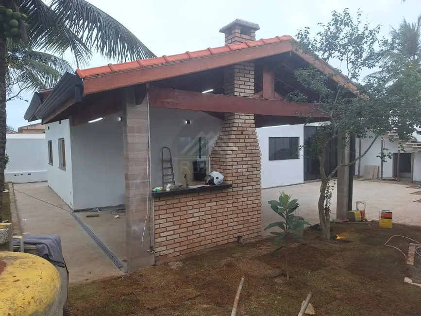 Foto 9 de Casa com 3 quartos à venda, 350m2 em Itanhaem - SP