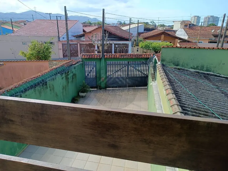 Foto 4 de Casa com 2 quartos à venda, 135m2 em Itanhaem - SP