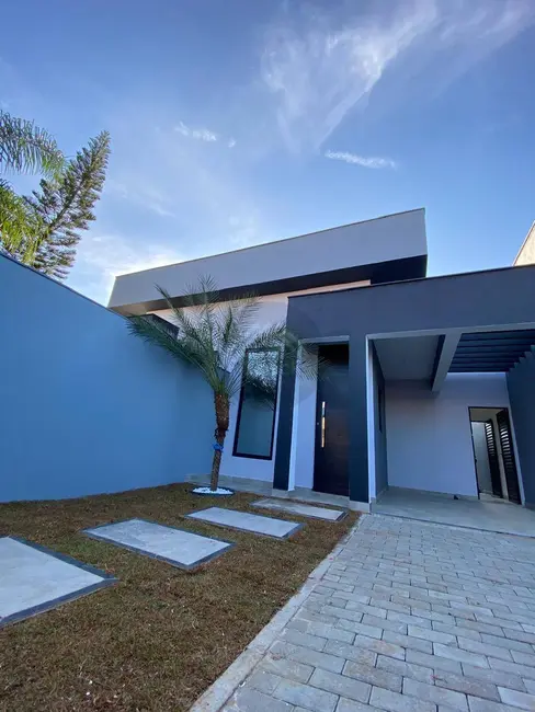 Foto 3 de Casa com 3 quartos à venda, 210m2 em Itanhaem - SP